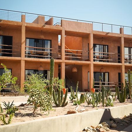 Baja Temple Hotel Todos Santos Exterior photo